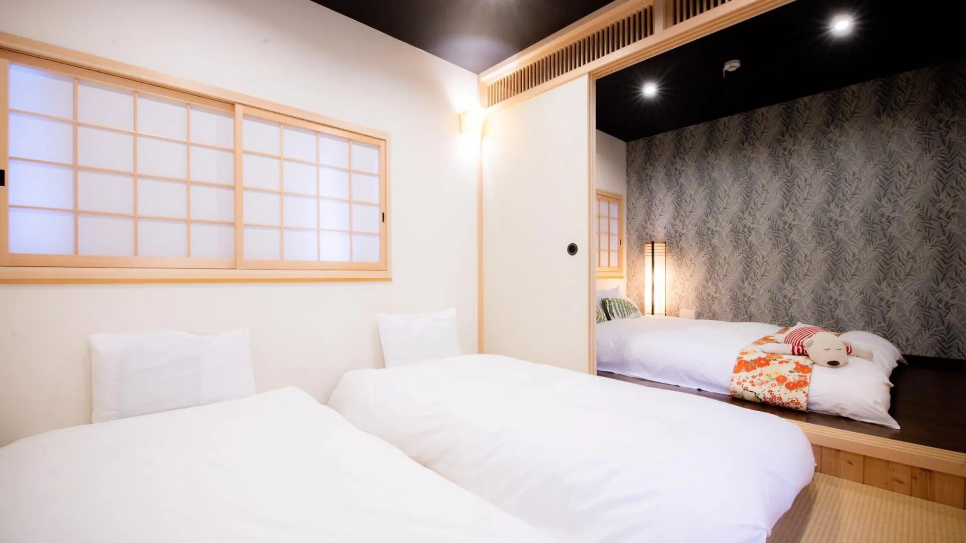 Kyoya Nobuhiro Reisen Villa Kiotó Nyaraló